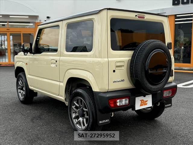 Suzuki JIMNY 2021-12 8099826-12