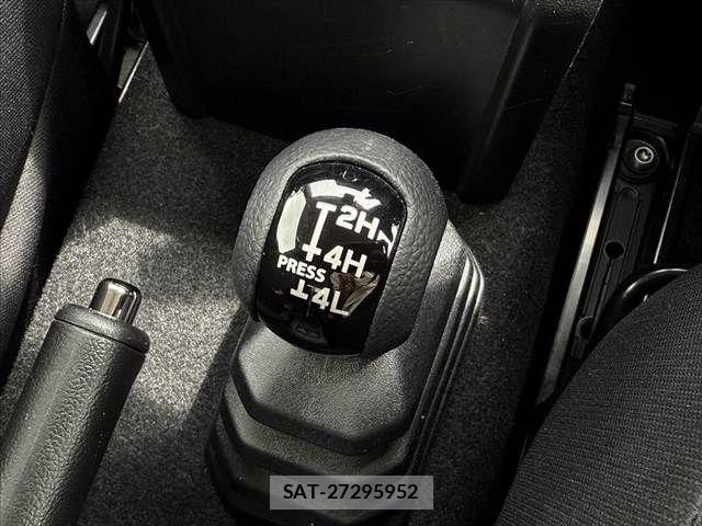 Suzuki JIMNY 2021-12 8099826-26