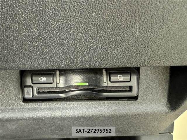 Suzuki JIMNY 2021-12 8099826-29