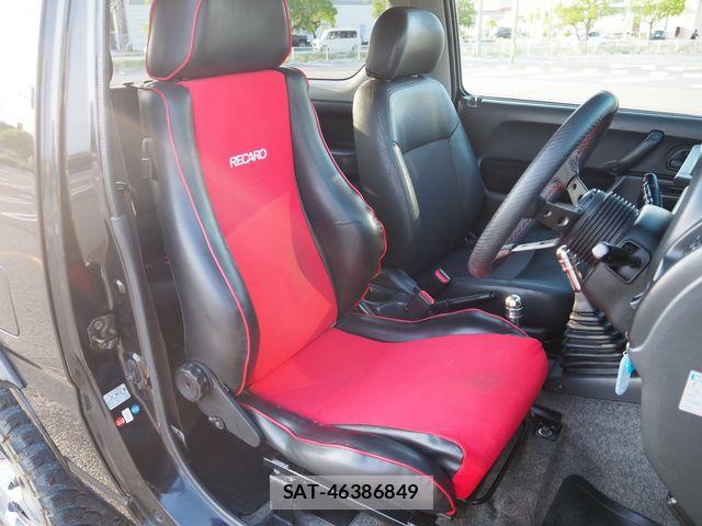 Suzuki JIMNY 2004-09 8099846-16