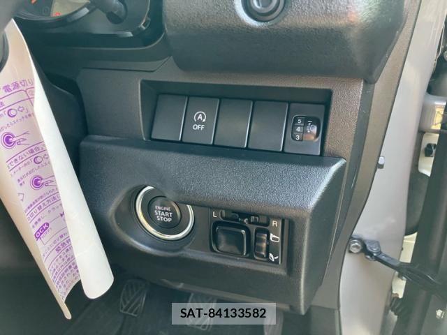 Suzuki JIMNY 2023-10 8099838-16