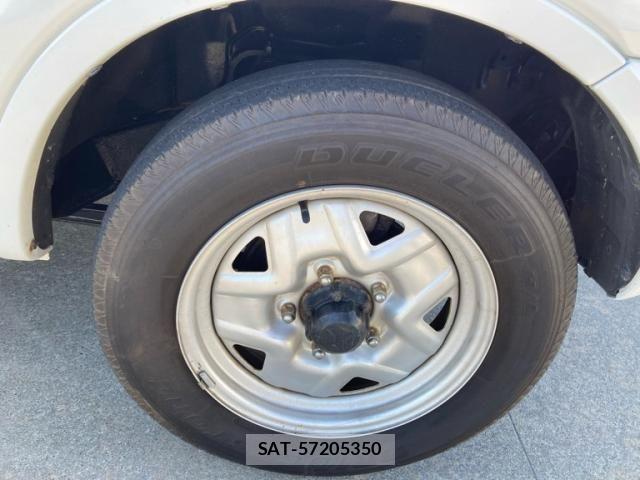 Suzuki JIMNY 2013-06 8099845-5