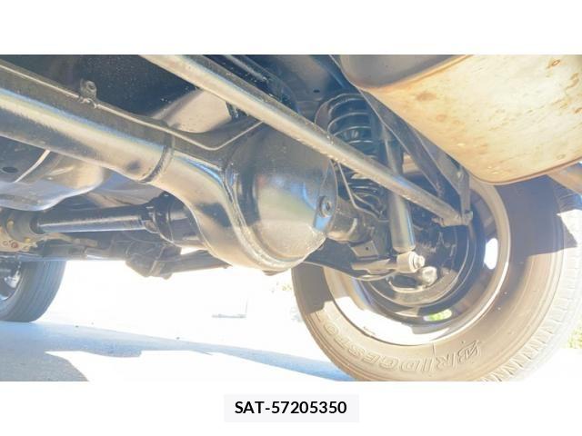 Suzuki JIMNY 2013-06 8099845-8