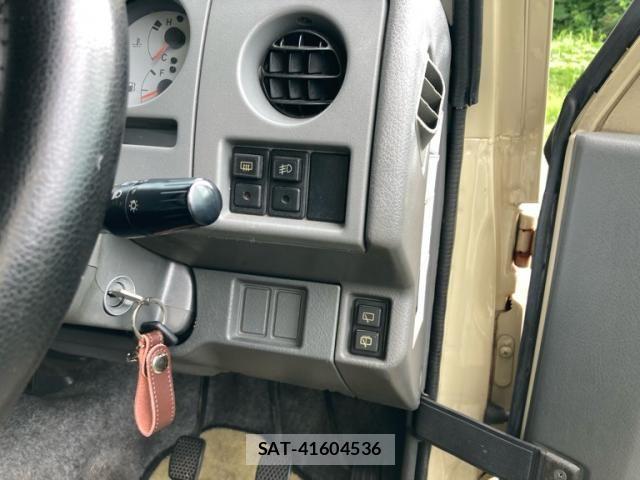 Suzuki JIMNY 1998-01 8099848-18