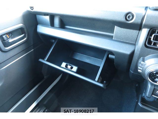 Suzuki JIMNY 2026-07 8130782-23