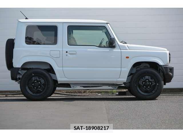 Suzuki JIMNY 2026-07 8130782-3