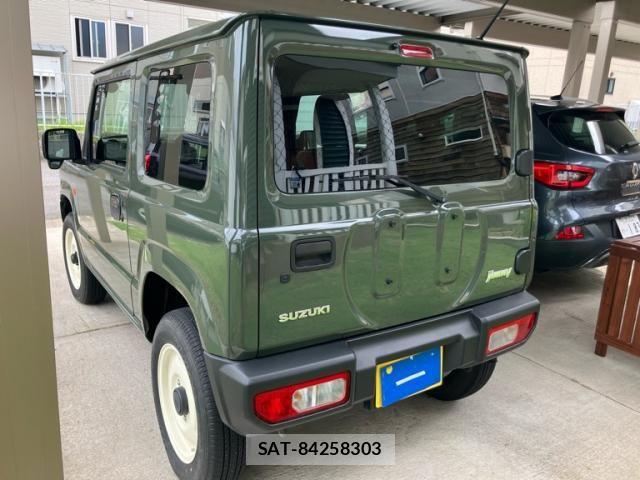 Suzuki JIMNY 2022-10 8130788-4