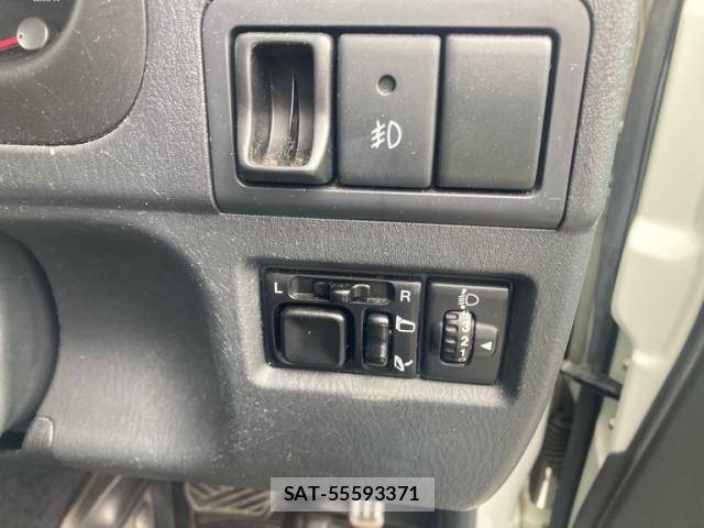 Suzuki JIMNY 2011-08 8130806-13