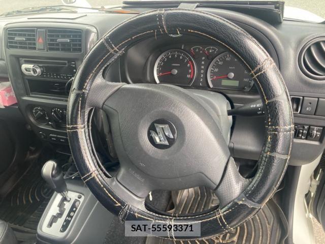 Suzuki JIMNY 2011-08 8130806-14