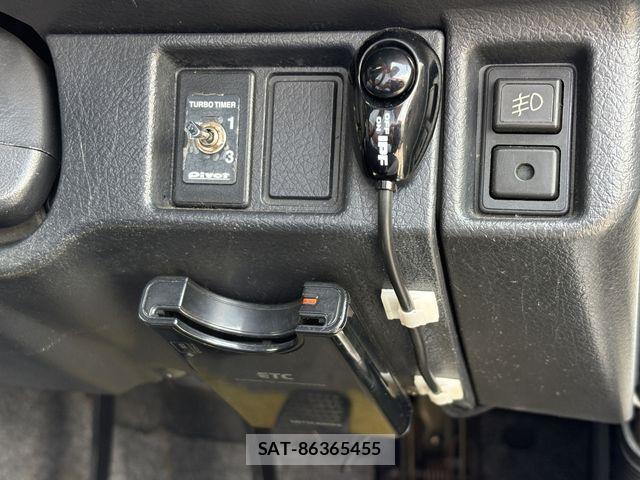 Suzuki JIMNY 1996-01 8130807-28