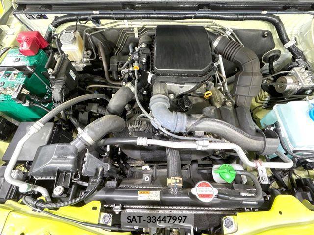 Suzuki JIMNY 2019-05 8145962-17