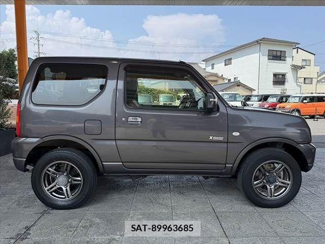 Suzuki JIMNY 2013-07 8145968-10
