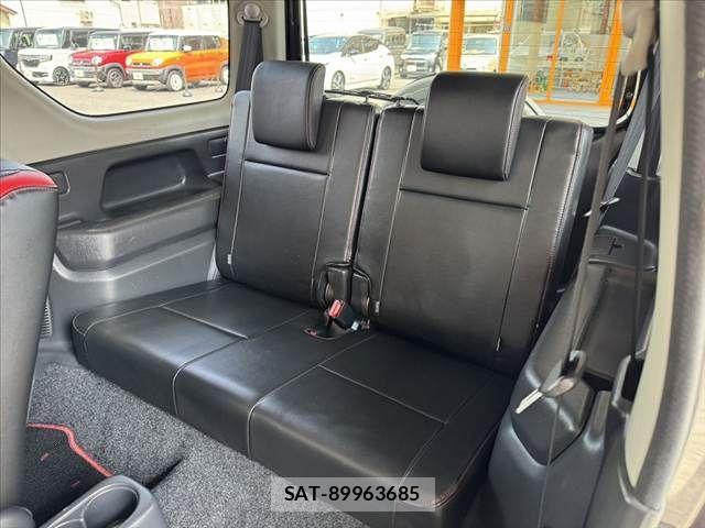 Suzuki JIMNY 2013-07 8145968-17