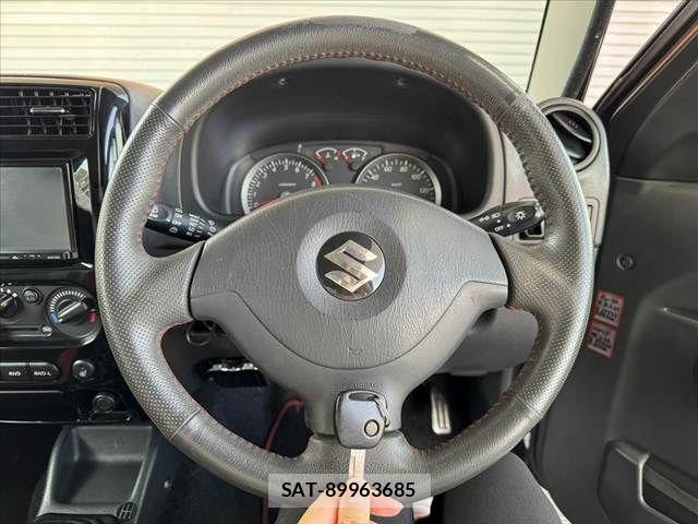 Suzuki JIMNY 2013-07 8145968-6