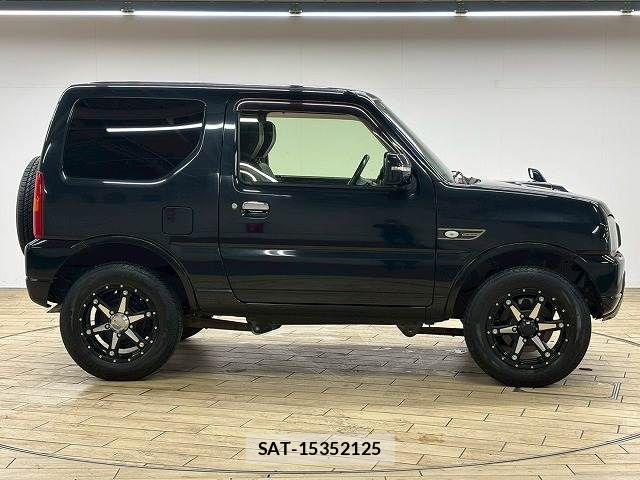Suzuki JIMNY 2016-04 8145963-16