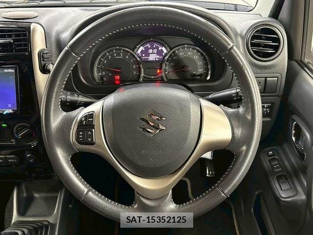 Suzuki JIMNY 2016-04 8145963-6
