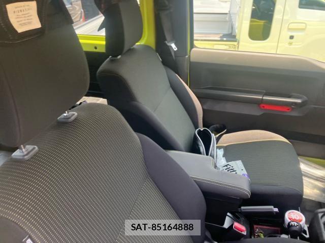 Suzuki JIMNY 2022-12 8158632-15