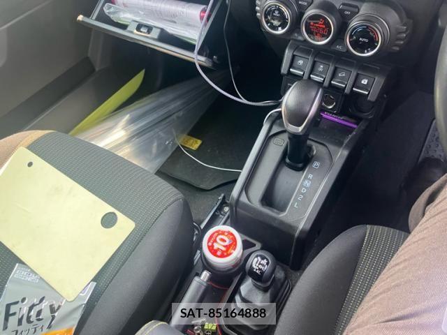 Suzuki JIMNY 2022-12 8158632-23