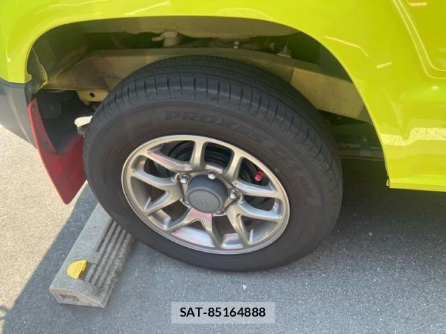 Suzuki JIMNY 2022-12 8158632-3