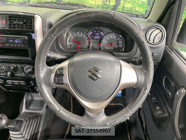 Suzuki JIMNY 2017-04 8158633-10