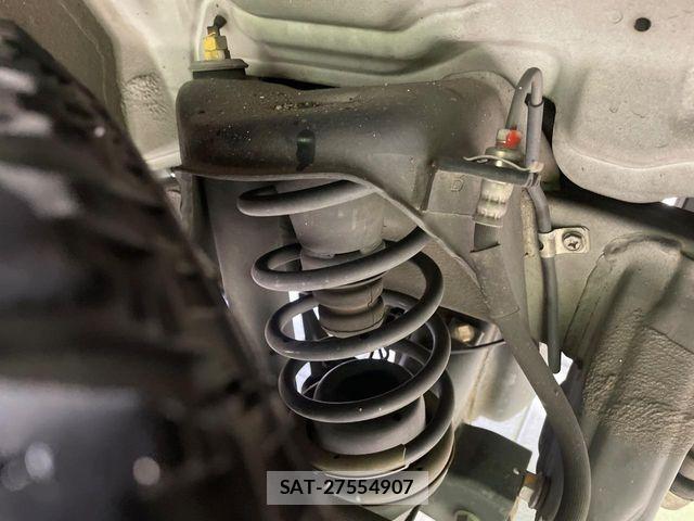 Suzuki JIMNY 2017-04 8158633-19