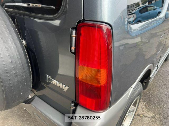 Suzuki JIMNY 2006-10 8158634-12