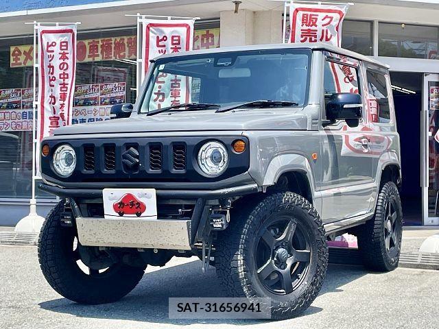 Suzuki JIMNY 2019-01 8208050-0