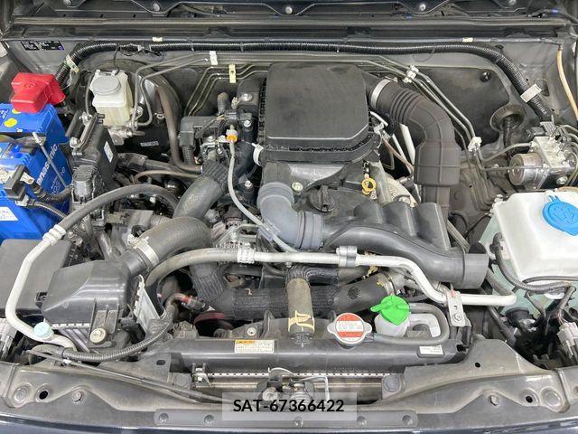 Suzuki JIMNY 2019-03 8208051-17