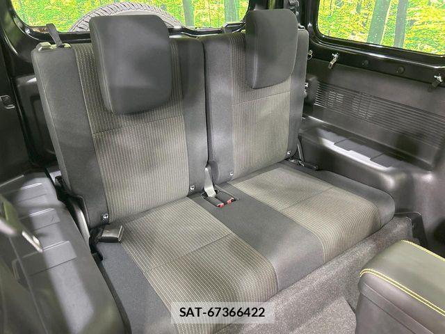 Suzuki JIMNY 2019-03 8208051-8