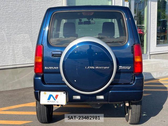 Suzuki JIMNY 2015-05 8208059-14