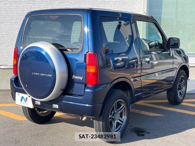 Suzuki JIMNY 2015-05 8208059-16