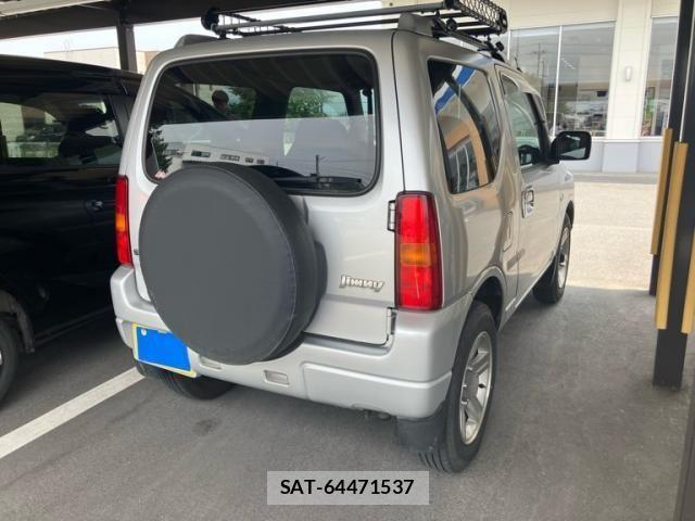 Suzuki JIMNY 2004-12 8208066-11