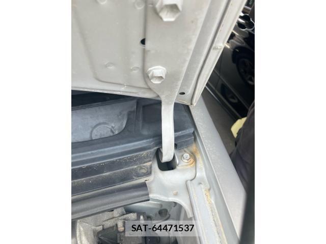 Suzuki JIMNY 2004-12 8208066-4