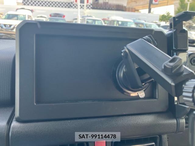 Suzuki JIMNY 2025-03 8208034-12