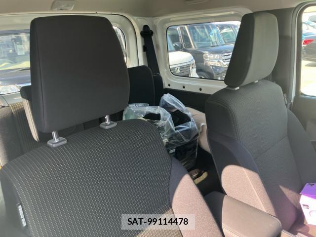 Suzuki JIMNY 2025-03 8208034-5