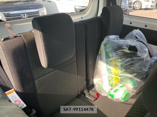 Suzuki JIMNY 2025-03 8208034-6