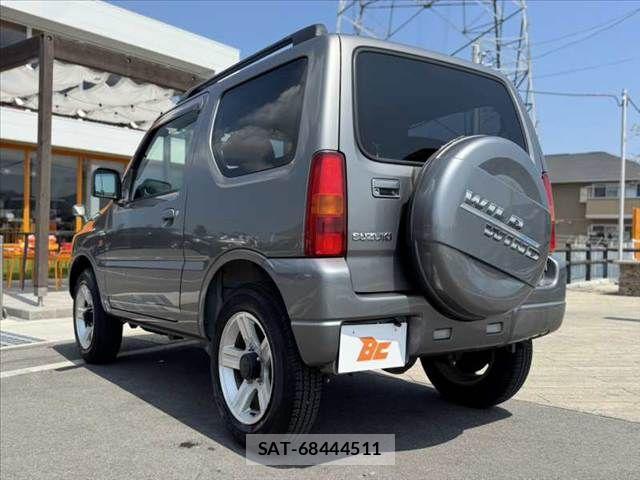 Suzuki JIMNY 2006-05 8208065-12