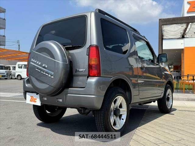 Suzuki JIMNY 2006-05 8208065-14