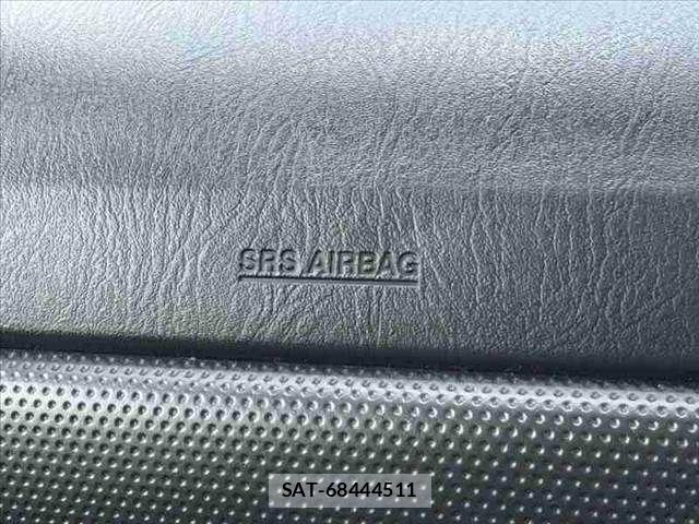 Suzuki JIMNY 2006-05 8208065-28