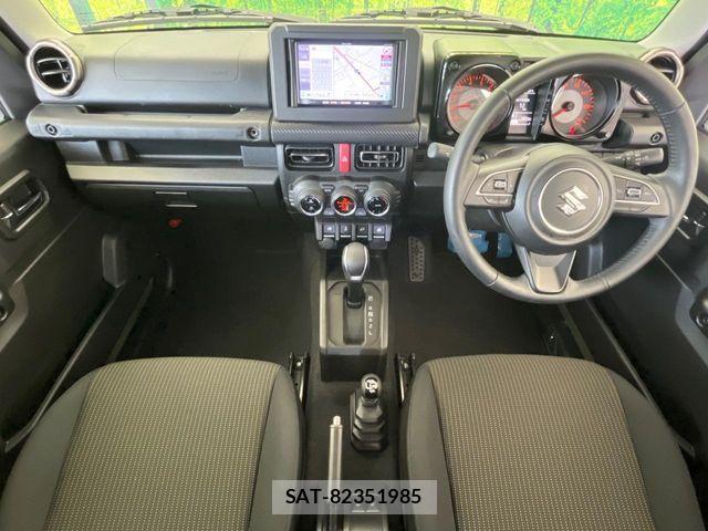 Suzuki JIMNY 2024-03 8208036-2