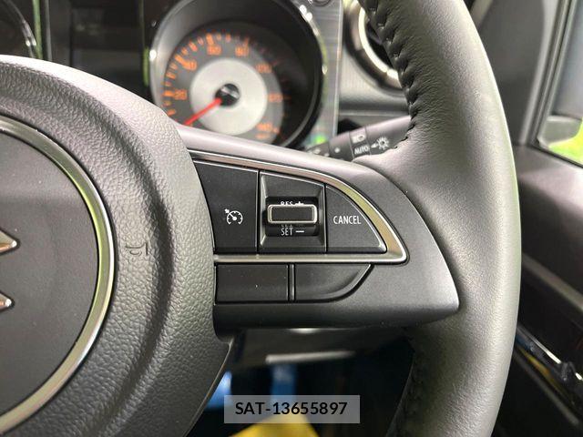 Suzuki JIMNY 2025-05 8208030-5