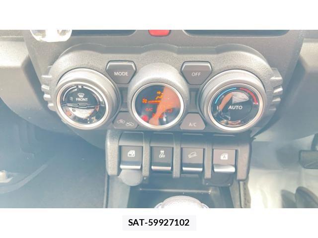 Suzuki JIMNY 2025-04 8208035-18
