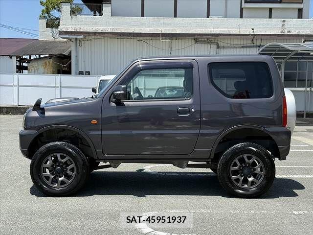 Suzuki JIMNY 2011-06 8208062-10