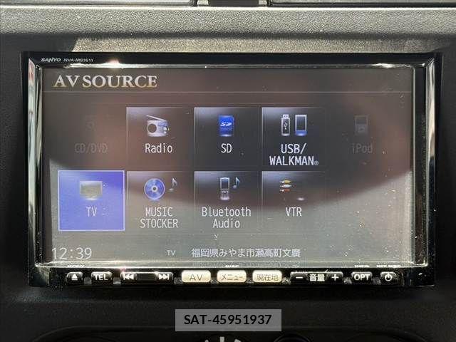 Suzuki JIMNY 2011-06 8208062-25