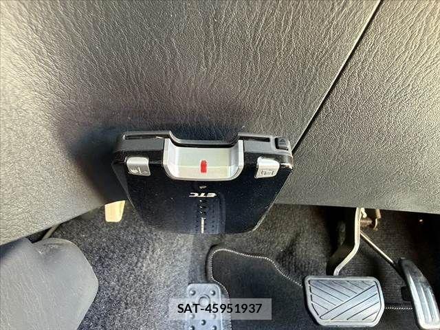 Suzuki JIMNY 2011-06 8208062-6