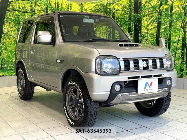 Suzuki JIMNY 2016-06 8208060-15