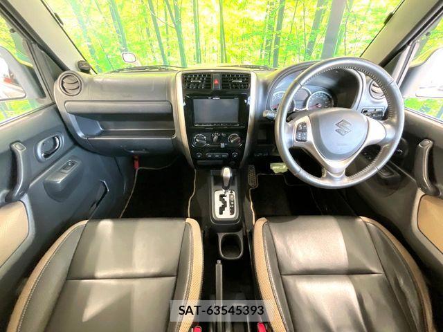 Suzuki JIMNY 2016-06 8208060-1