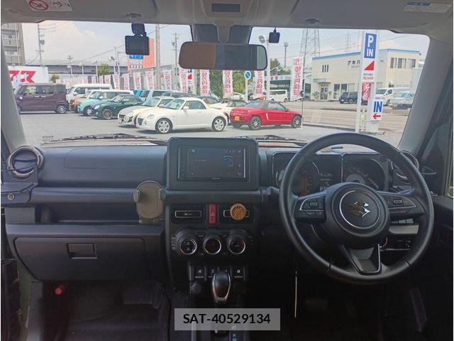 Suzuki JIMNY 2019-09 8208046-1