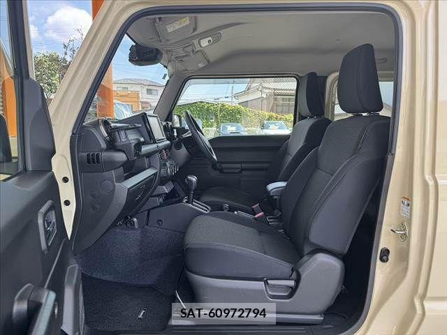 Suzuki JIMNY 2022-03 8208041-16