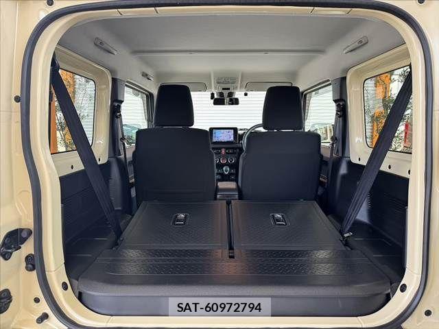 Suzuki JIMNY 2022-03 8208041-19